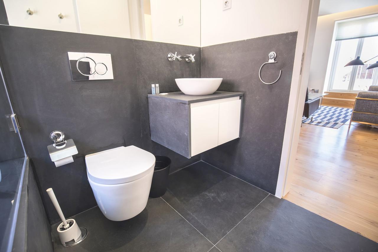 Lovelystay - Luxury Oasis In Bairro Alto Lisbon Exterior photo
